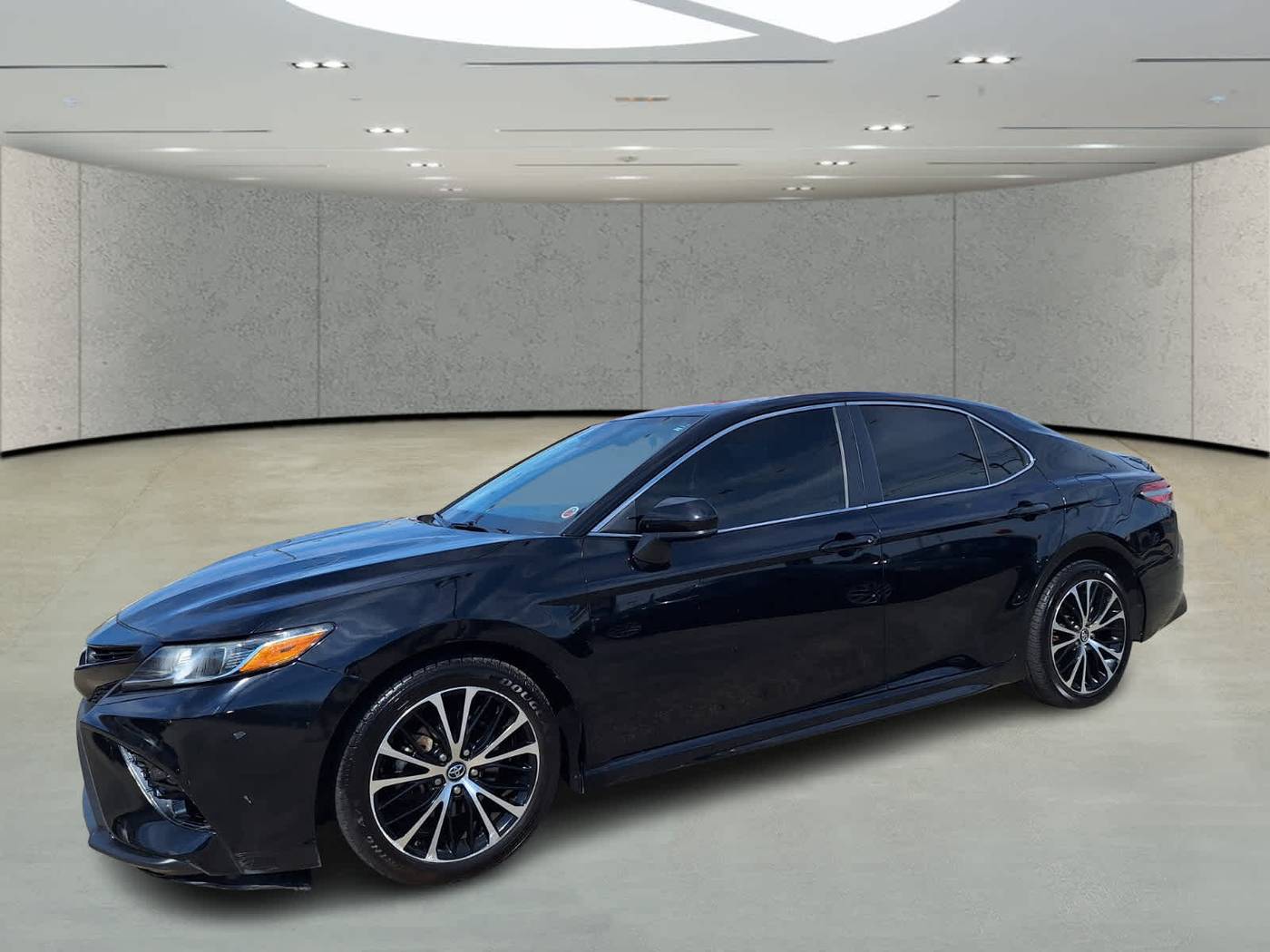 2019 Toyota Camry LE — Sedan — 115,994 mi — Metairie, LA