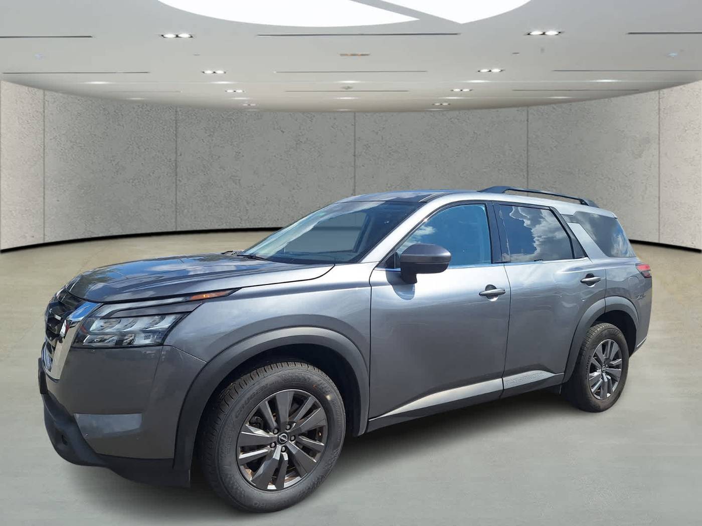 2024 Nissan Pathfinder SV — SUV — 33,637 mi — Metairie, LA