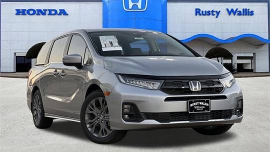 2025 Honda Odyssey Touring — Minivan — 889 mi — Dallas, TX