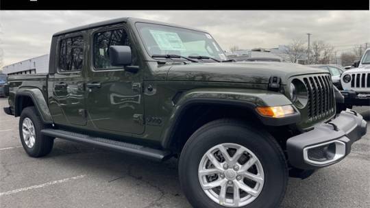 2023 Jeep Gladiator Sport S — Pickup Truck — 1,057 mi — Paramus, NJ