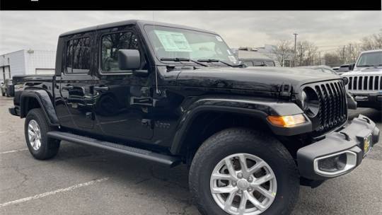 2023 Jeep Gladiator Sport S — Pickup Truck — 1,012 mi — Paramus, NJ