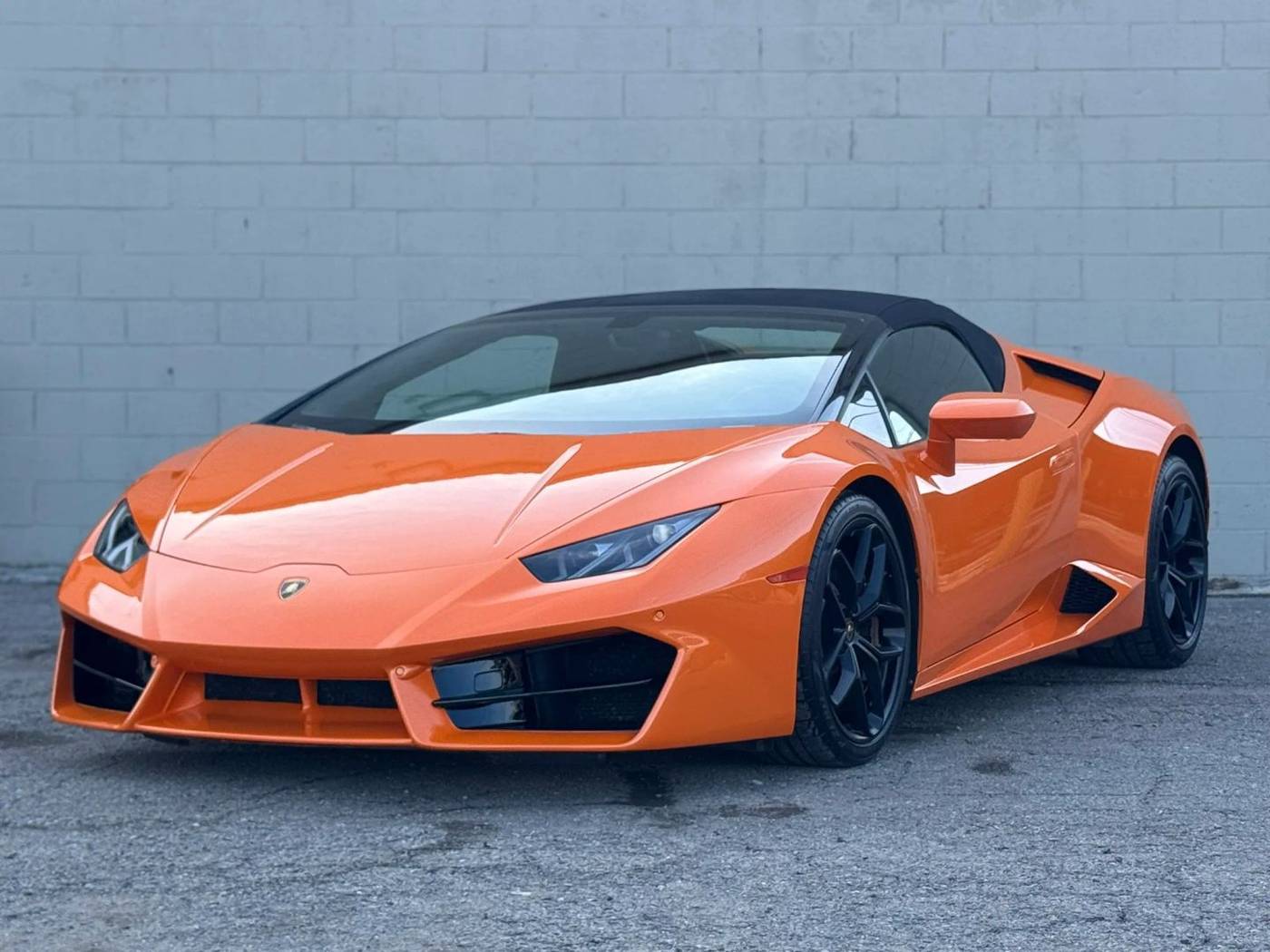 2019 Lamborghini Huracan Standard
