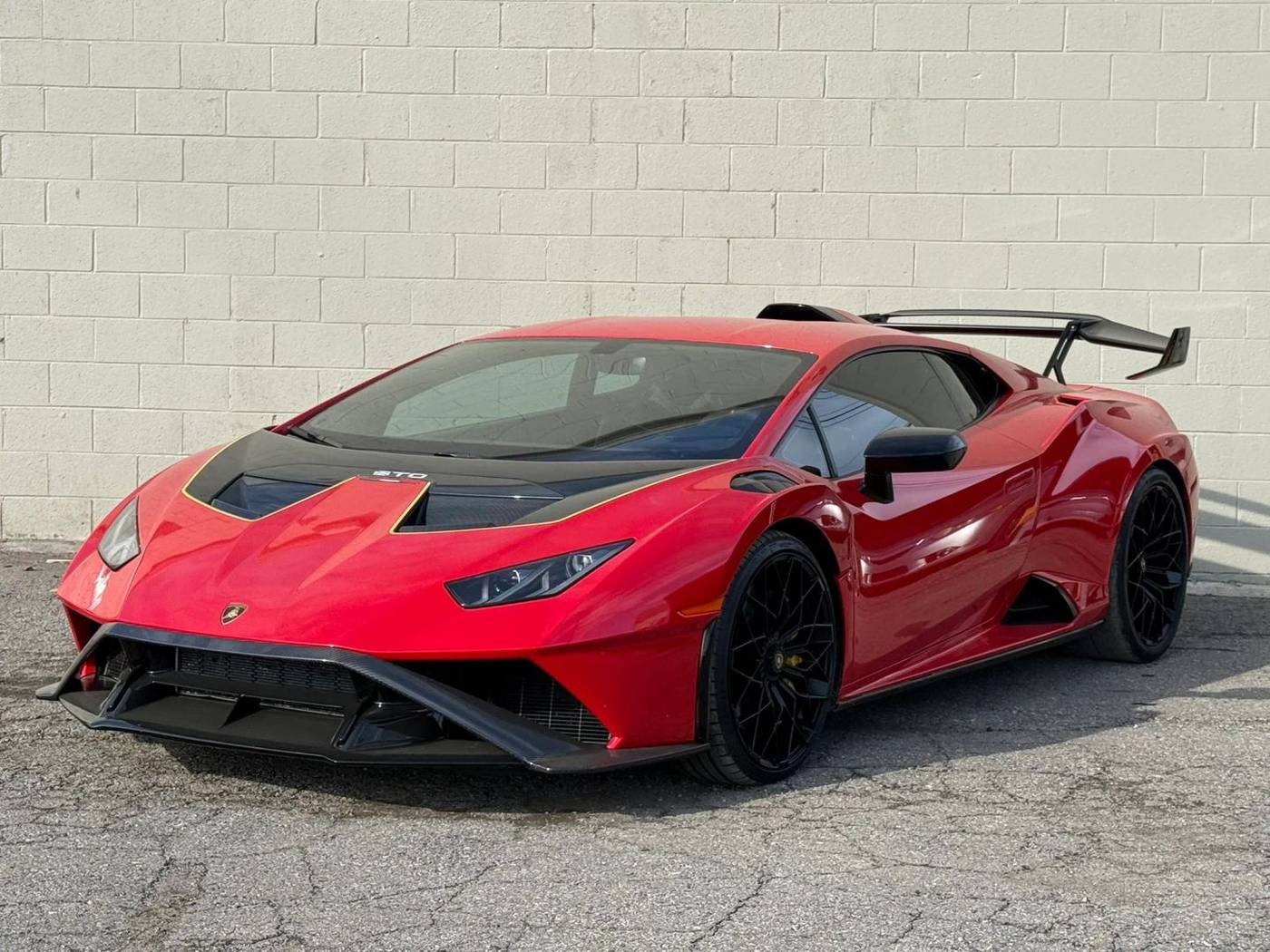 2022 Lamborghini Huracan STO