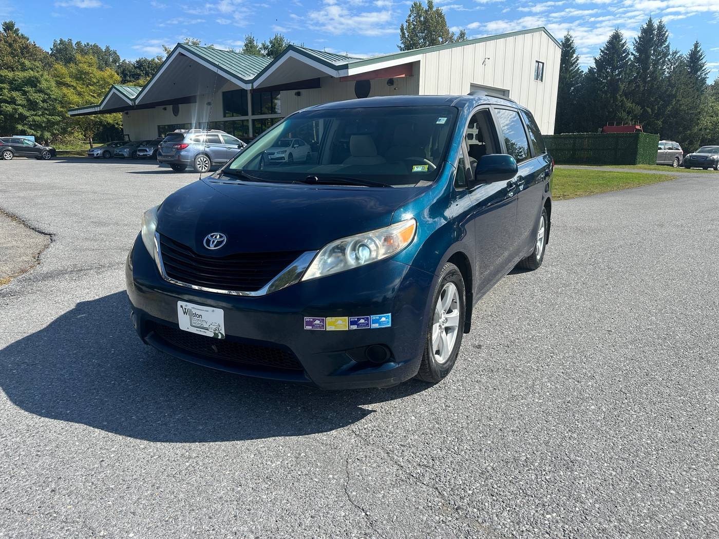 2012 Toyota Sienna LE — Minivan — 161,581 mi — South Burlington, VT