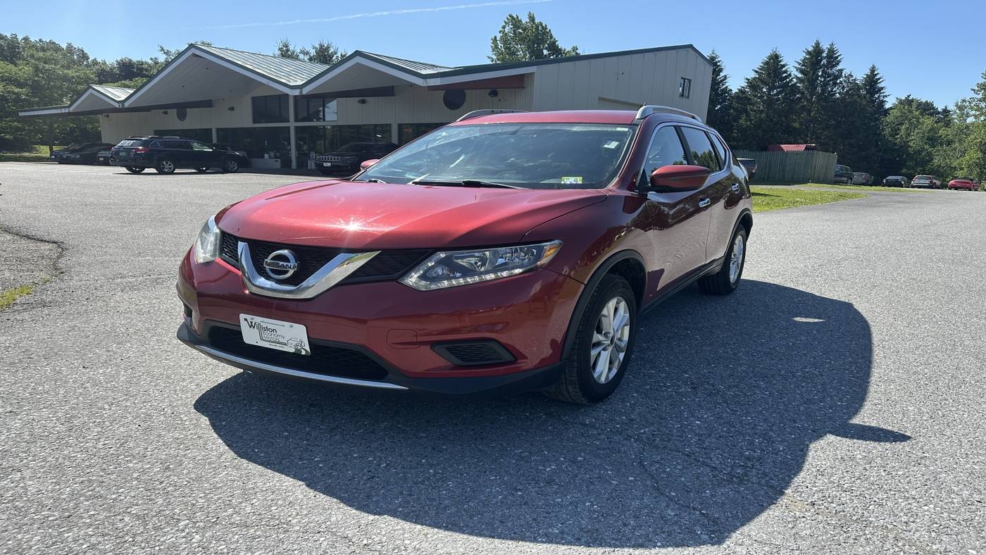 2016 Nissan Rogue SV — SUV — 139,436 mi — South Burlington, VT