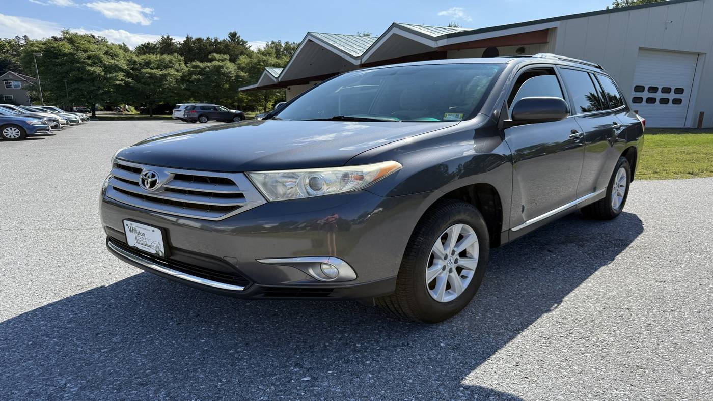 2011 Toyota Highlander Highlander V6 — SUV — 166,155 mi — South Burlington, VT