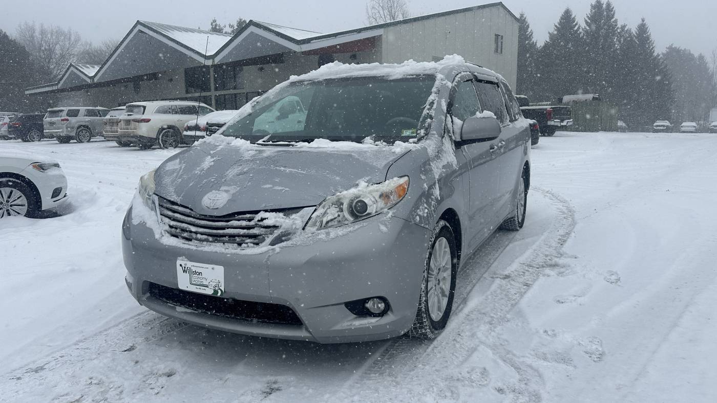 2014 Toyota Sienna XLE — Minivan — 170,259 mi — South Burlington, VT