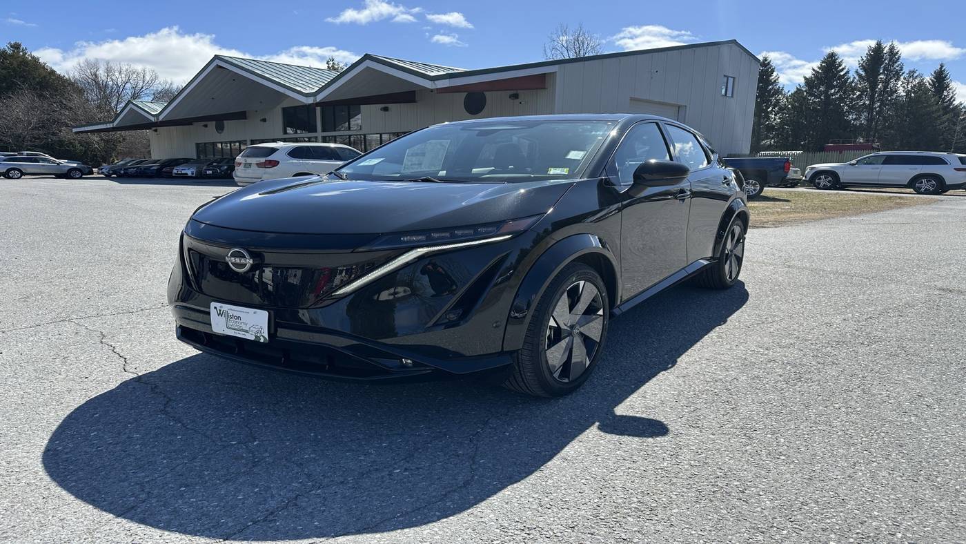 2024 Nissan Ariya PLATINUM+ — SUV — 41 mi — South Burlington, VT