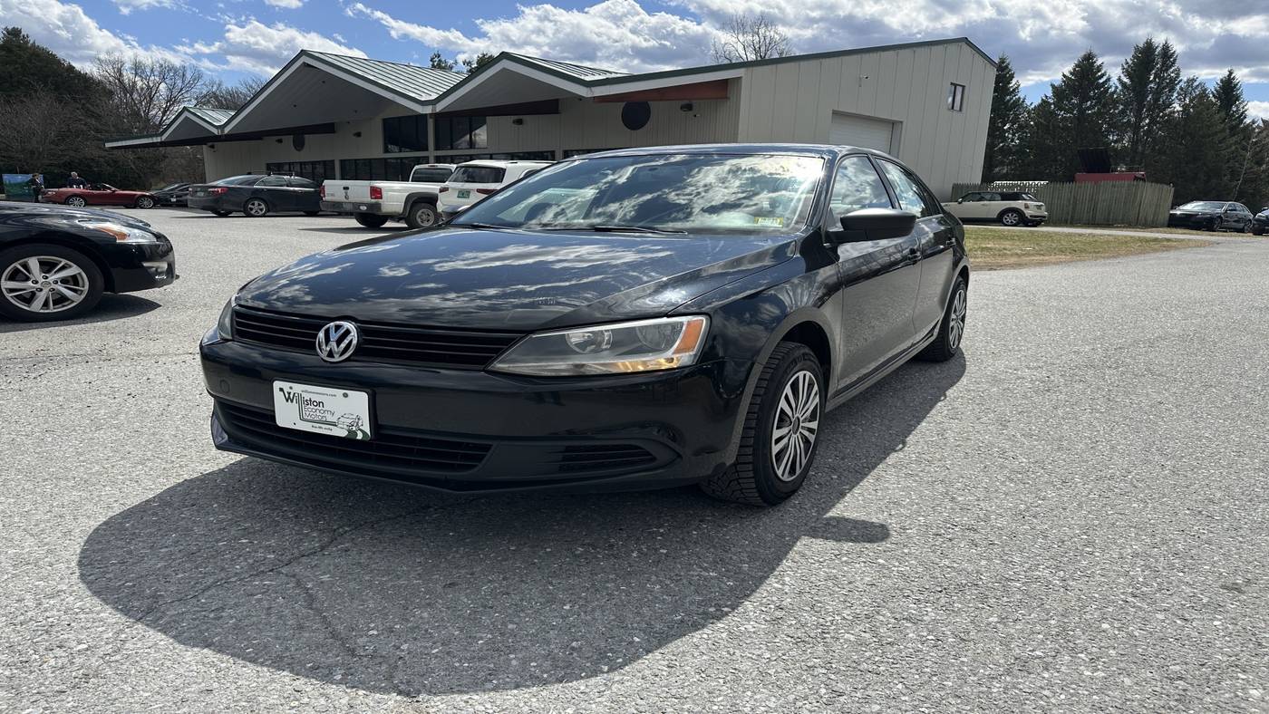2013 Volkswagen Jetta S — Sedan — 128,645 mi — South Burlington, VT
