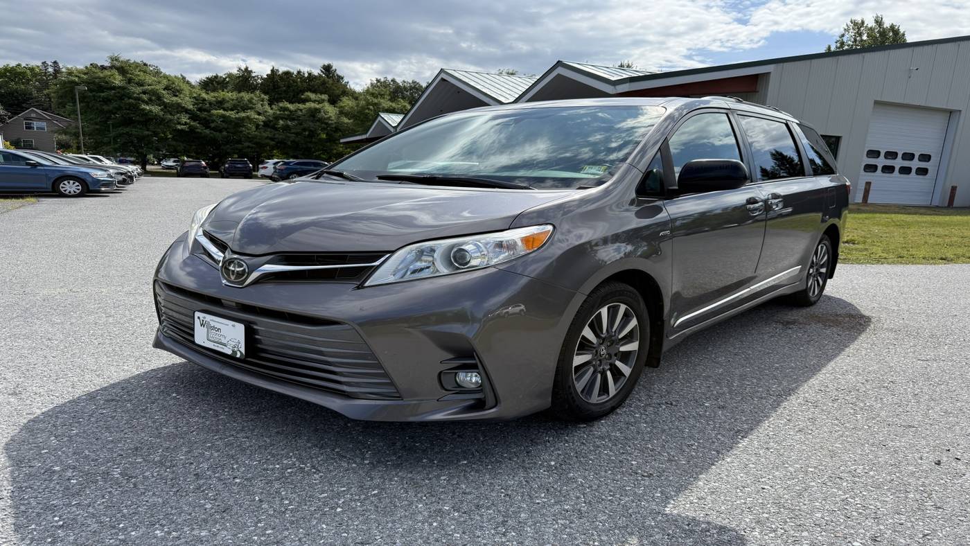 2020 Toyota Sienna XLE — Minivan — 83,634 mi — South Burlington, VT