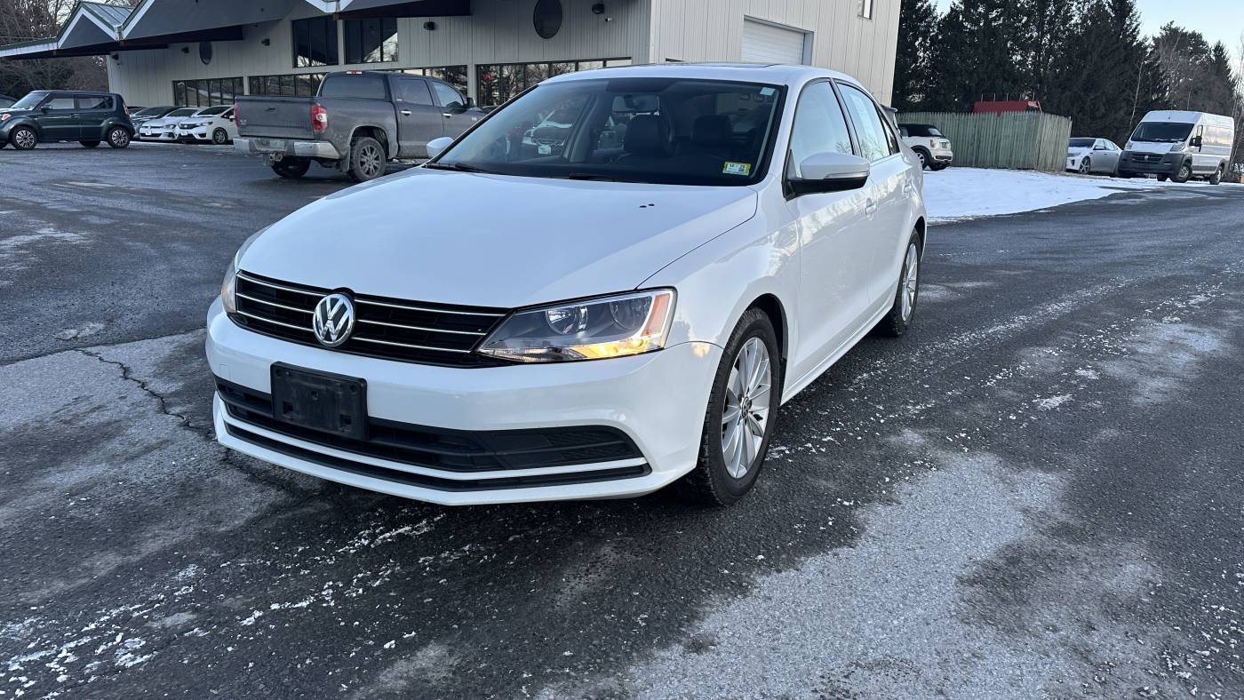 2015 Volkswagen Jetta TDI SE — Sedan — 145,156 mi — South Burlington, VT