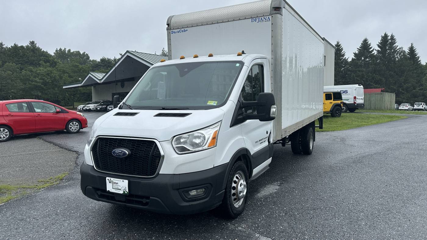 2021 Ford Transit Cutaway Base — Chassis Cab Truck — 117,219 mi — South Burlington, VT