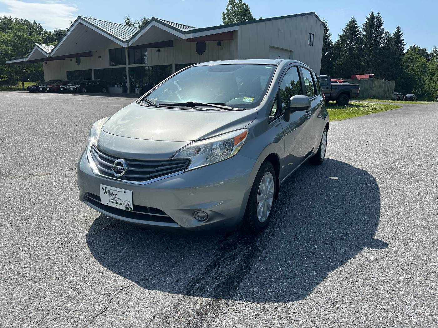 2014 Nissan Versa 1.6 SV — Hatchback — 59,544 mi — South Burlington, VT