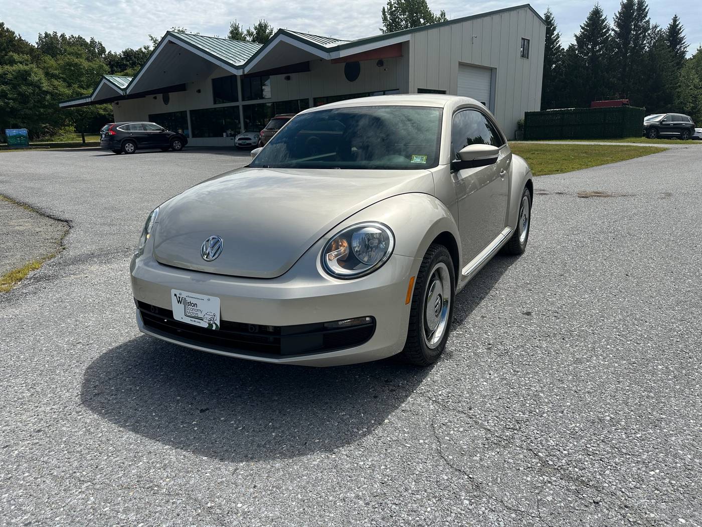 2012 Volkswagen Beetle 2.5 — Hatchback — 86,418 mi — South Burlington, VT