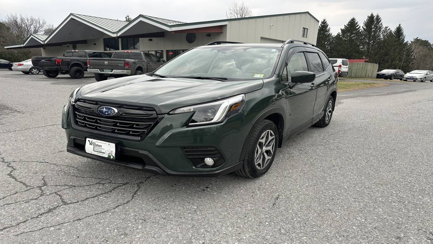 2023 Subaru Forester Premium — SUV — 23,128 mi — South Burlington, VT