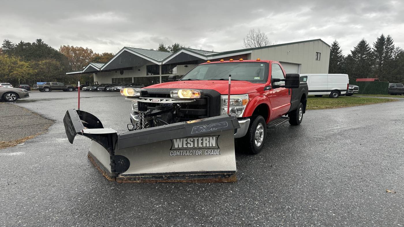 2016 Ford Super Duty F-350 XL — Pickup Truck — 38,776 mi — South Burlington, VT