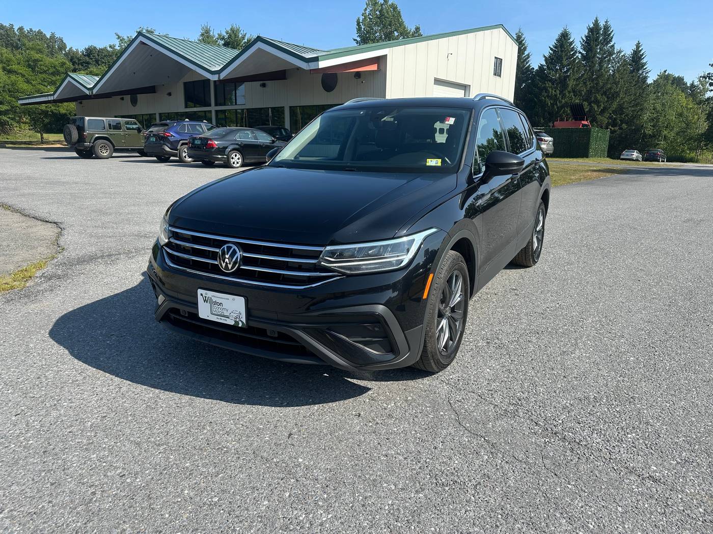2022 Volkswagen Tiguan SE — SUV — 54,730 mi — South Burlington, VT