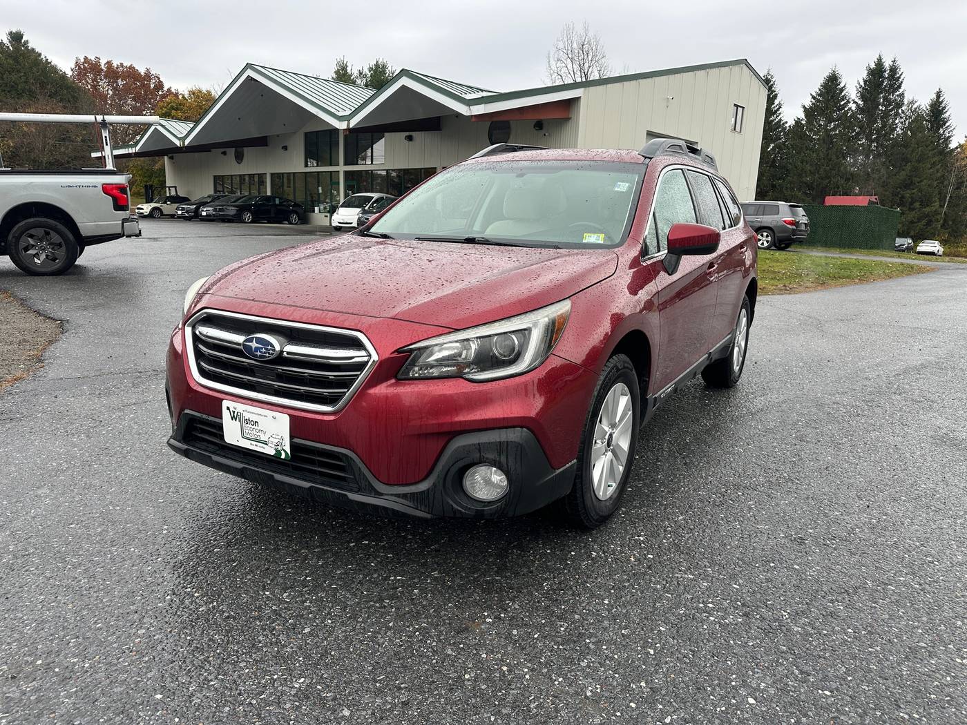 2018 Subaru Outback 2.5i Premium — SUV — 121,870 mi — South Burlington, VT
