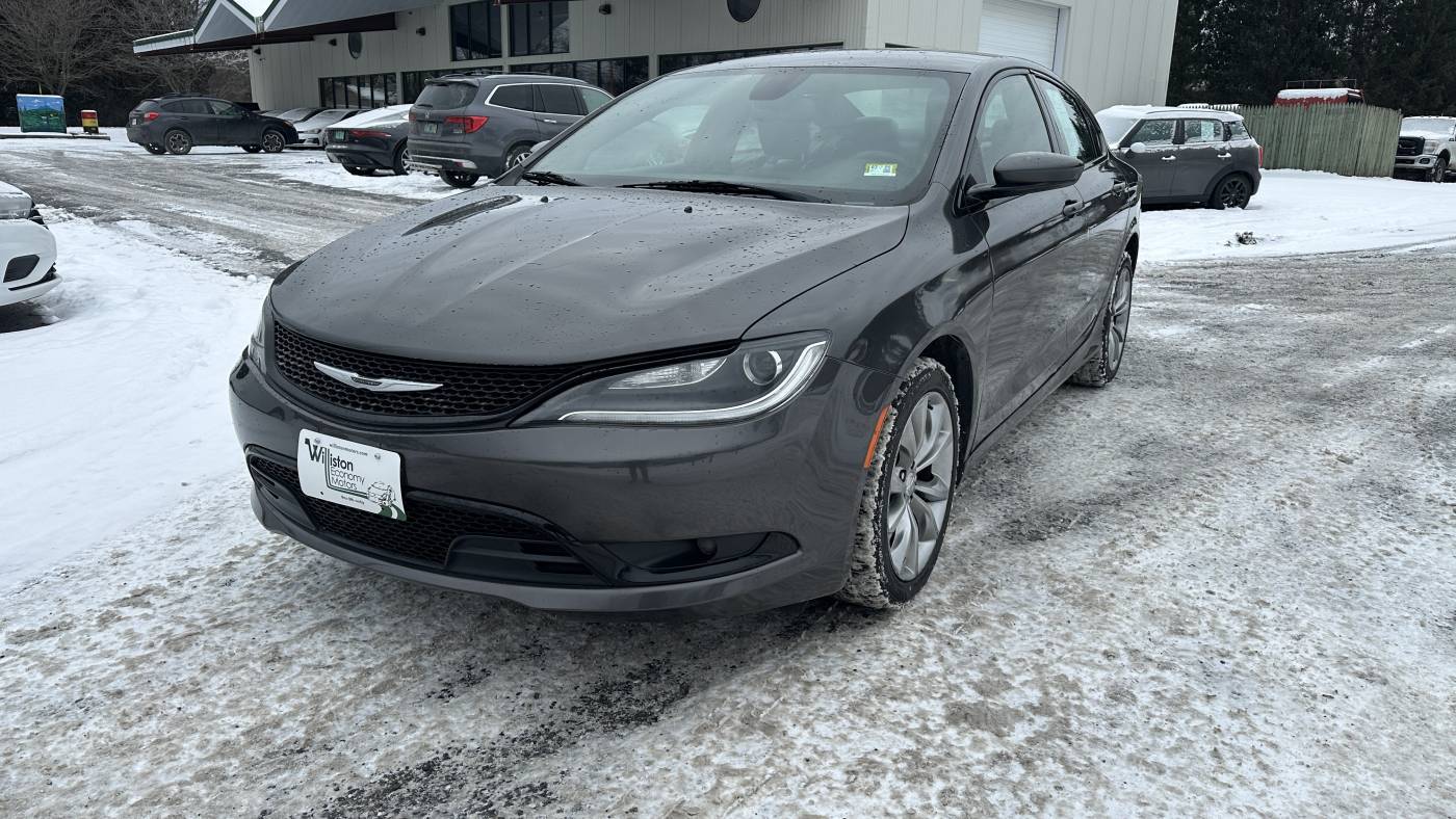 2015 Chrysler 200 S — Sedan — 120,203 mi — South Burlington, VT