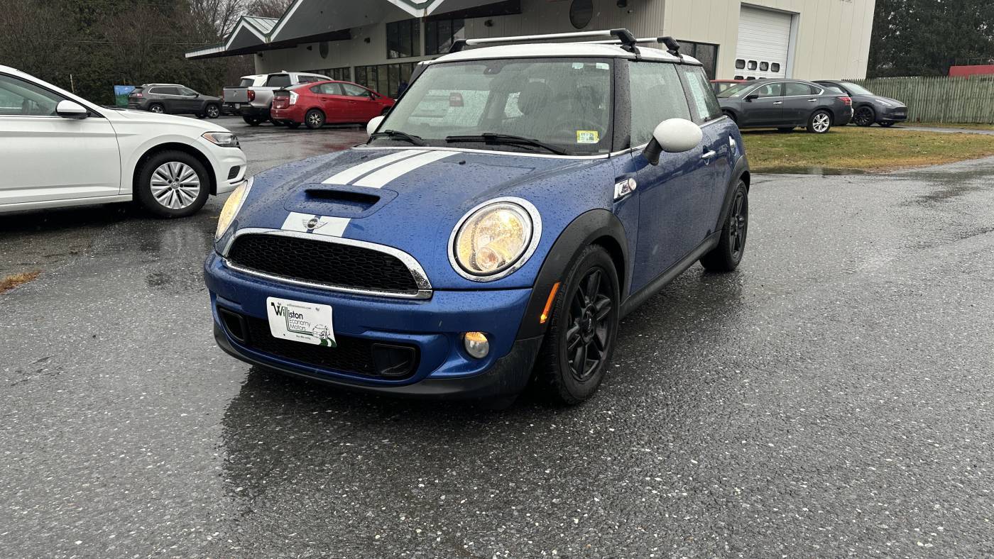 2013 MINI Hardtop Cooper S — Hatchback — 113,323 mi — South Burlington, VT