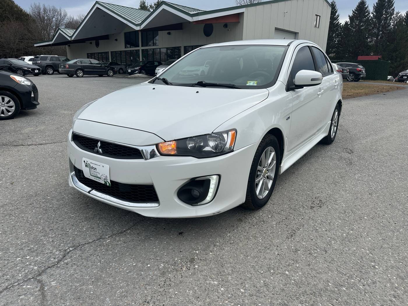 2016 Mitsubishi Lancer ES