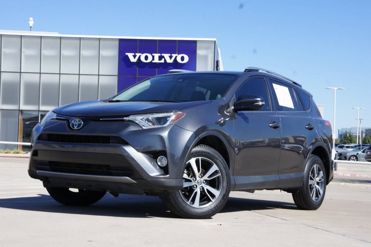 2017 Toyota RAV4 XLE — SUV — 77,041 mi — Frisco, TX
