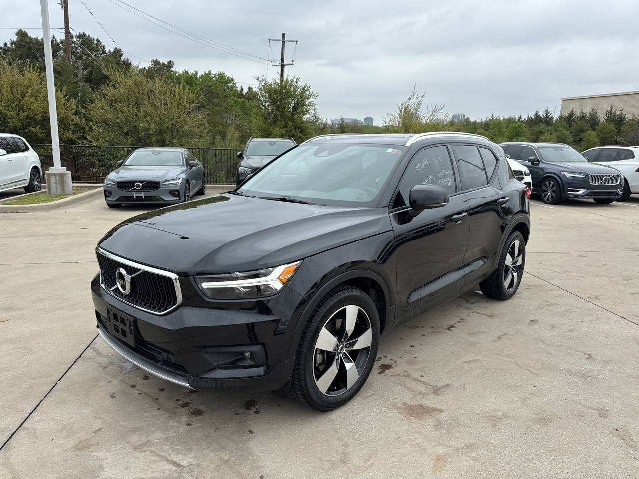 2021 Volvo XC40 Momentum — SUV — 50,133 mi — Frisco, TX