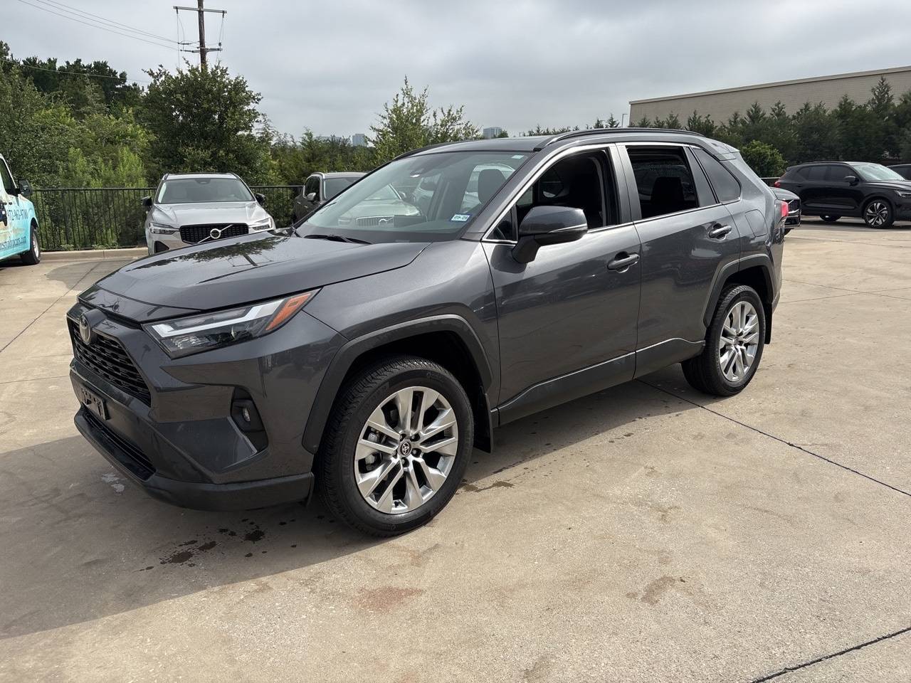 2024 Toyota RAV4 XLE Premium — SUV — 21,541 mi — Frisco, TX