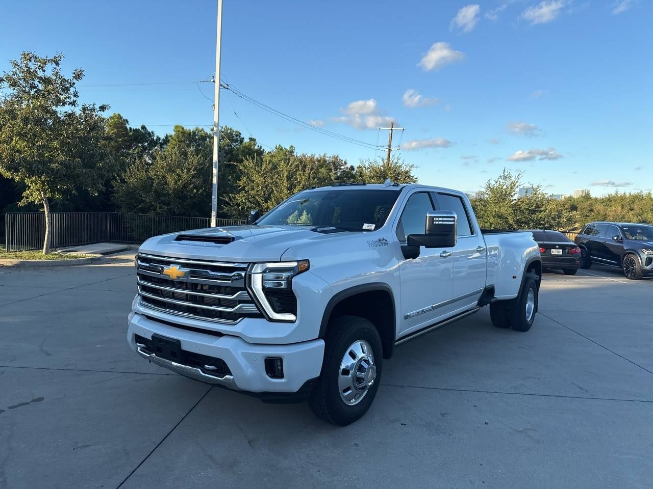 2024 Chevrolet Silverado 3500HD High Country — Pickup Truck — 9,972 mi — Frisco, TX
