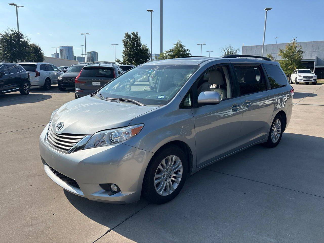 2014 Toyota Sienna XLE