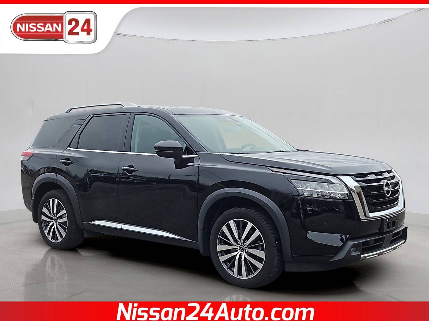 2022 Nissan Pathfinder Platinum — SUV — 40,555 mi — Brockton, MA