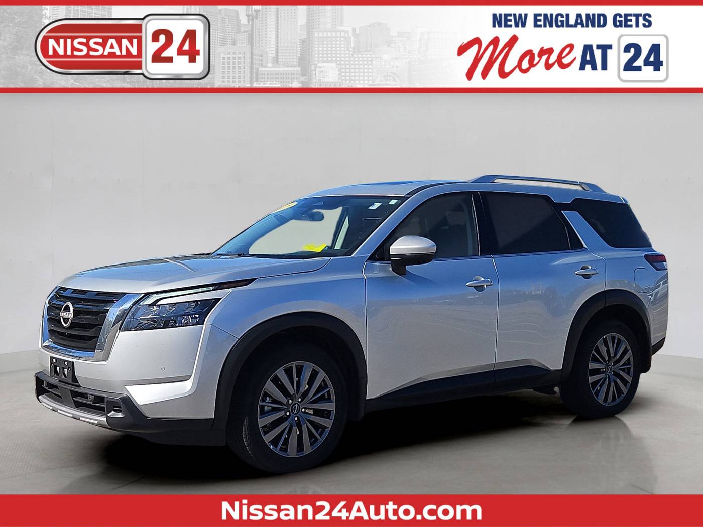 2025 Nissan Pathfinder SL — SUV — 4,535 mi — Brockton, MA