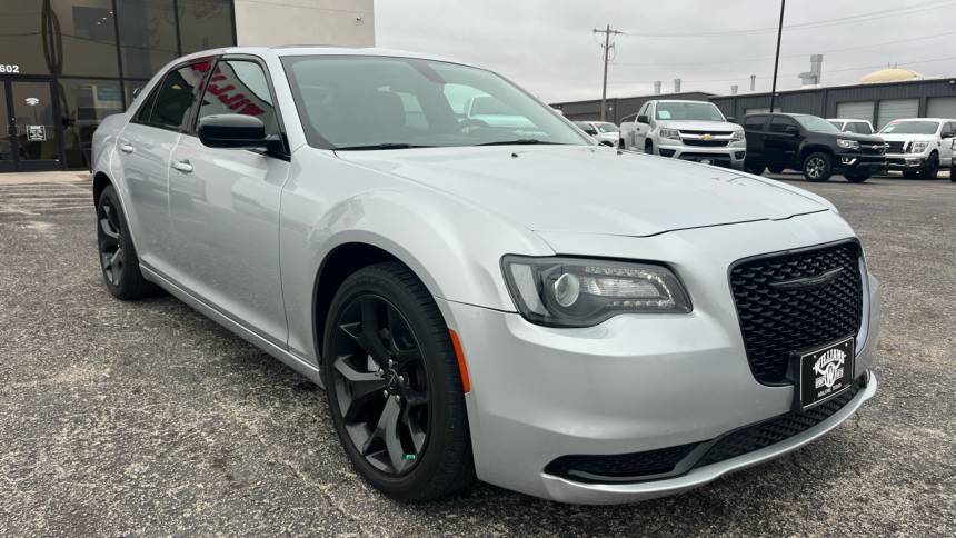 2022 Chrysler 300 Touring — Sedan — 17,132 mi — Abilene, TX