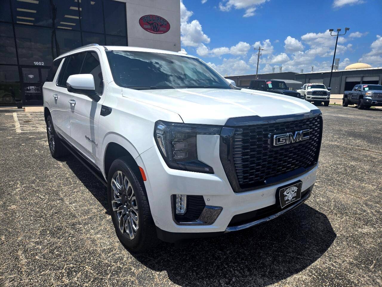 2023 GMC Yukon Denali Ultimate — SUV — 19,020 mi — Abilene, TX