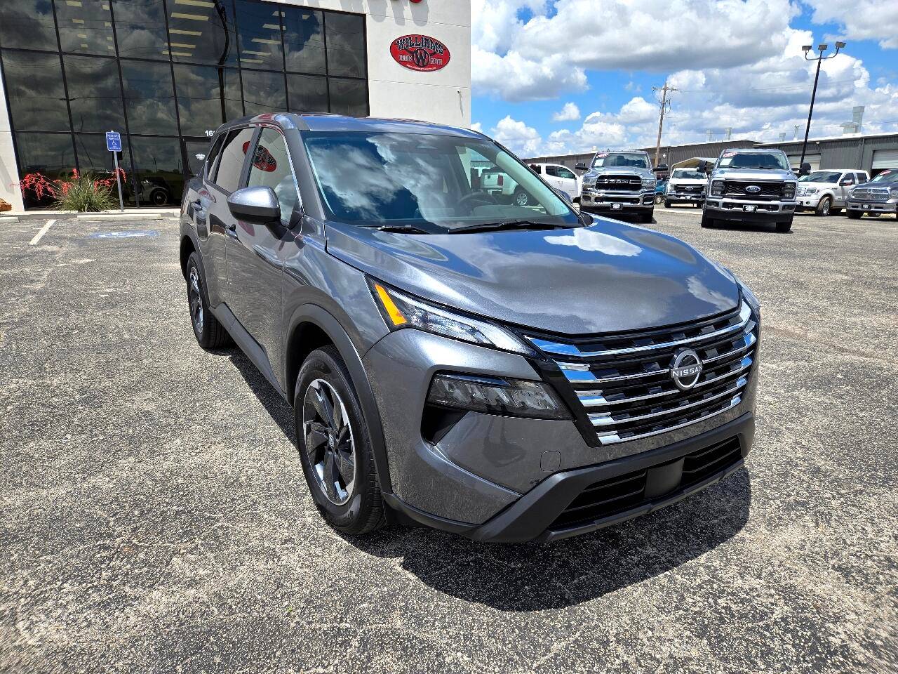 2025 Nissan Rogue SV — SUV — 1,800 mi — Abilene, TX