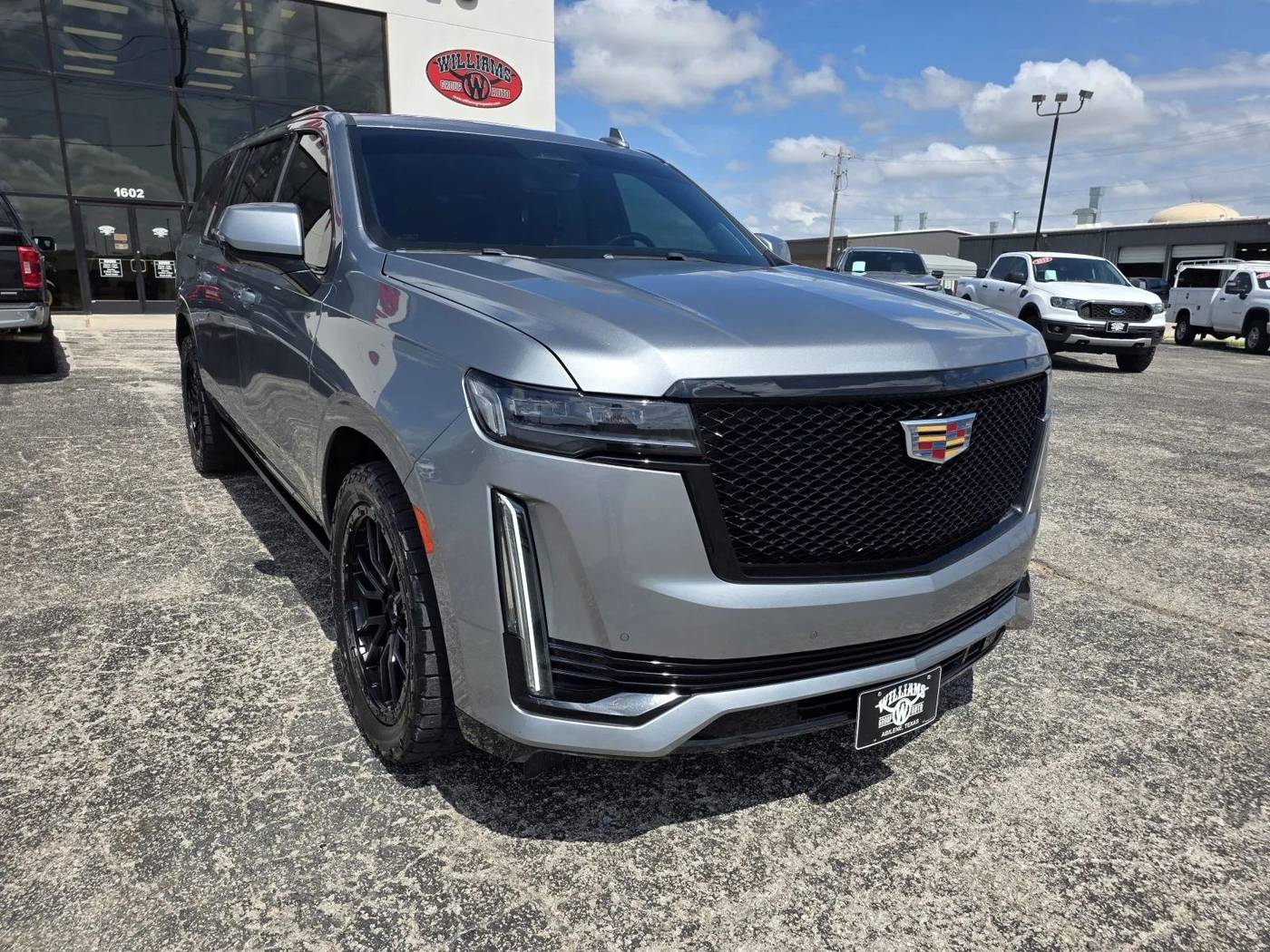 2023 Cadillac Escalade Sport Platinum