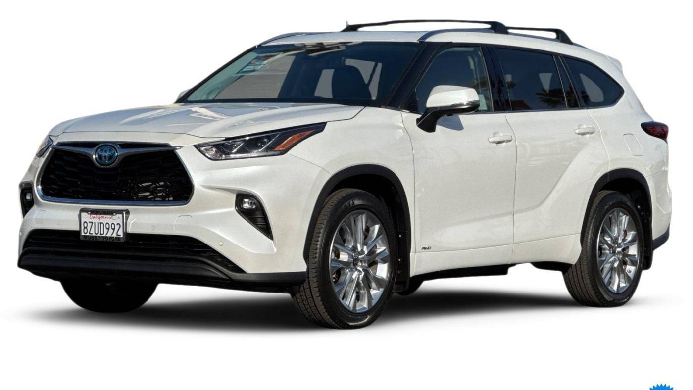 2022 Toyota Highlander Hybrid Limited — SUV — 28,752 mi — San Diego, CA