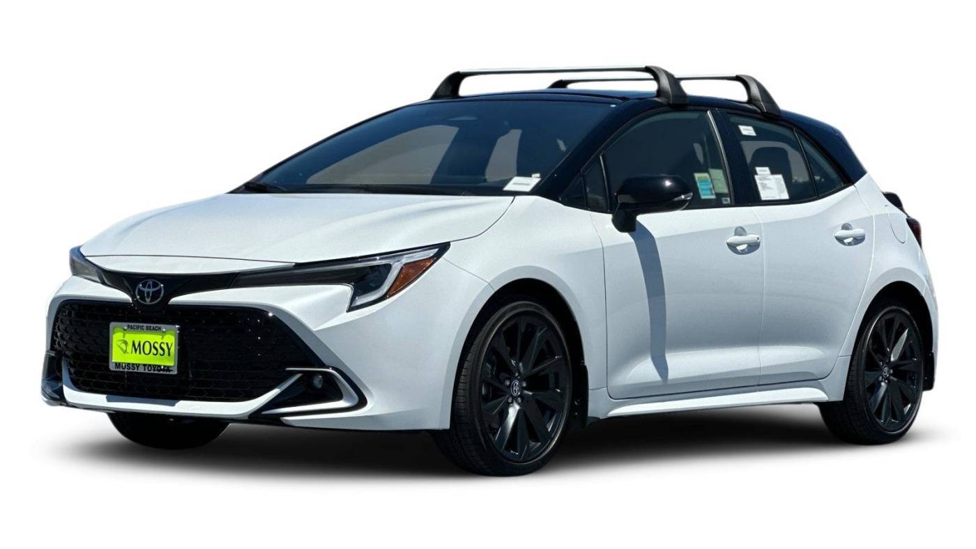 2025 Toyota Corolla Hatchback XSE — Hatchback — 16,815 mi — San Diego, CA