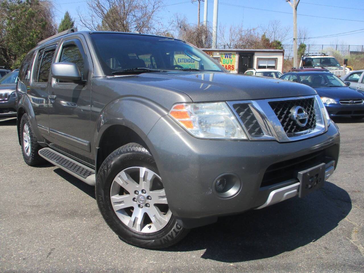 2008 Nissan Pathfinder LE — SUV — 191,171 mi — Mount Sinai, NY