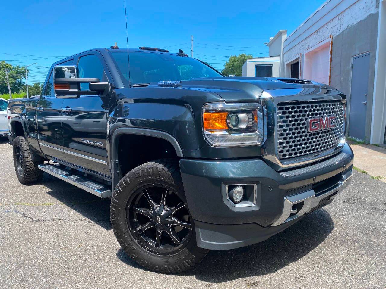 2017 GMC Sierra 2500HD Denali — Pickup Truck — 56,631 mi — Mount Sinai, NY