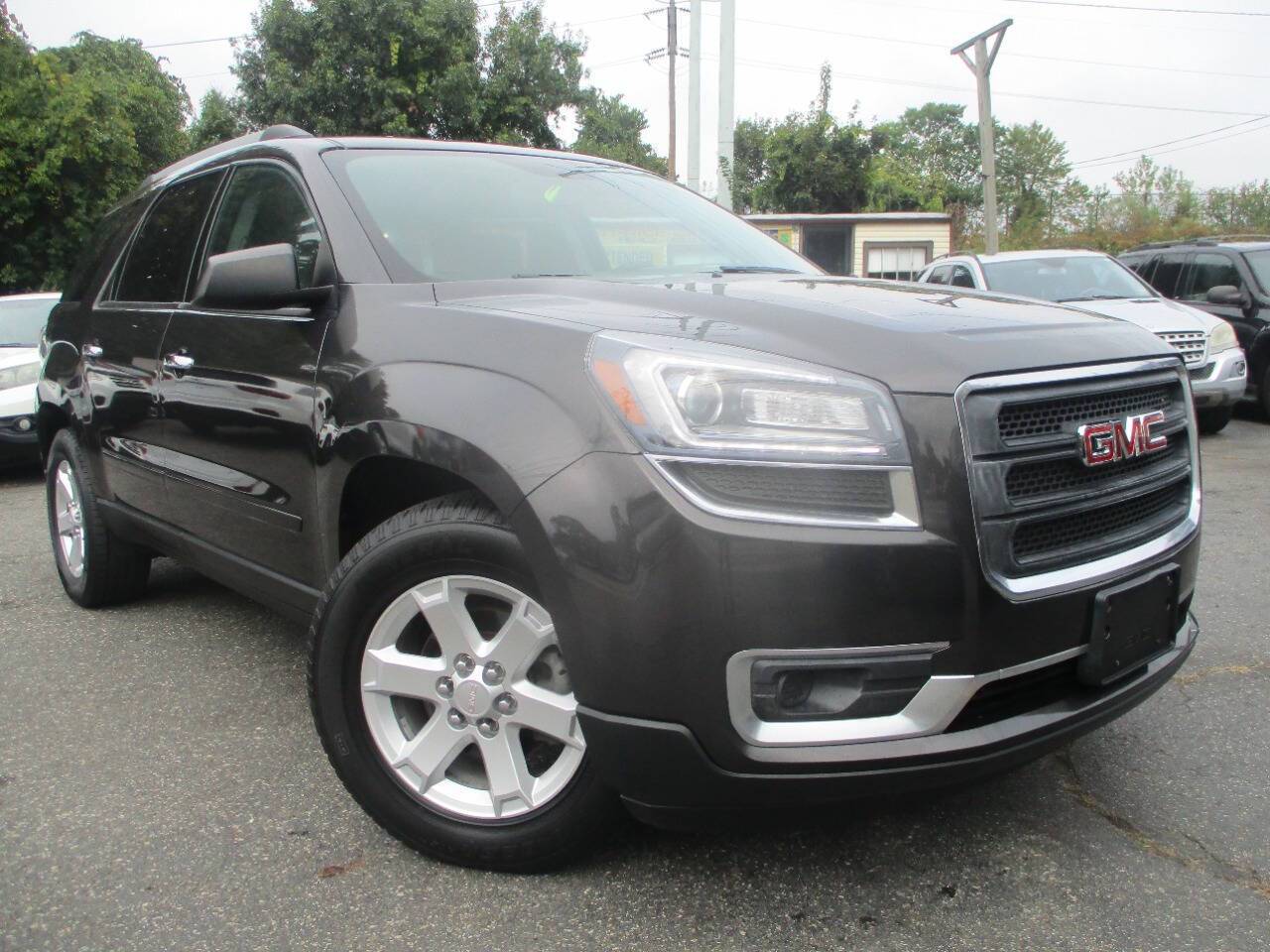 2016 GMC Acadia SLE — SUV — 89,048 mi — Mount Sinai, NY