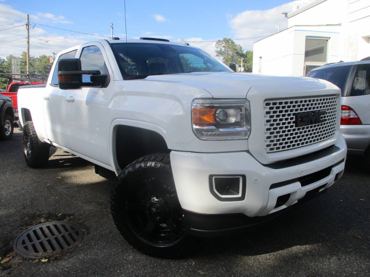 2016 GMC Sierra 2500HD Denali — Pickup Truck — 42,527 mi — Mount Sinai, NY