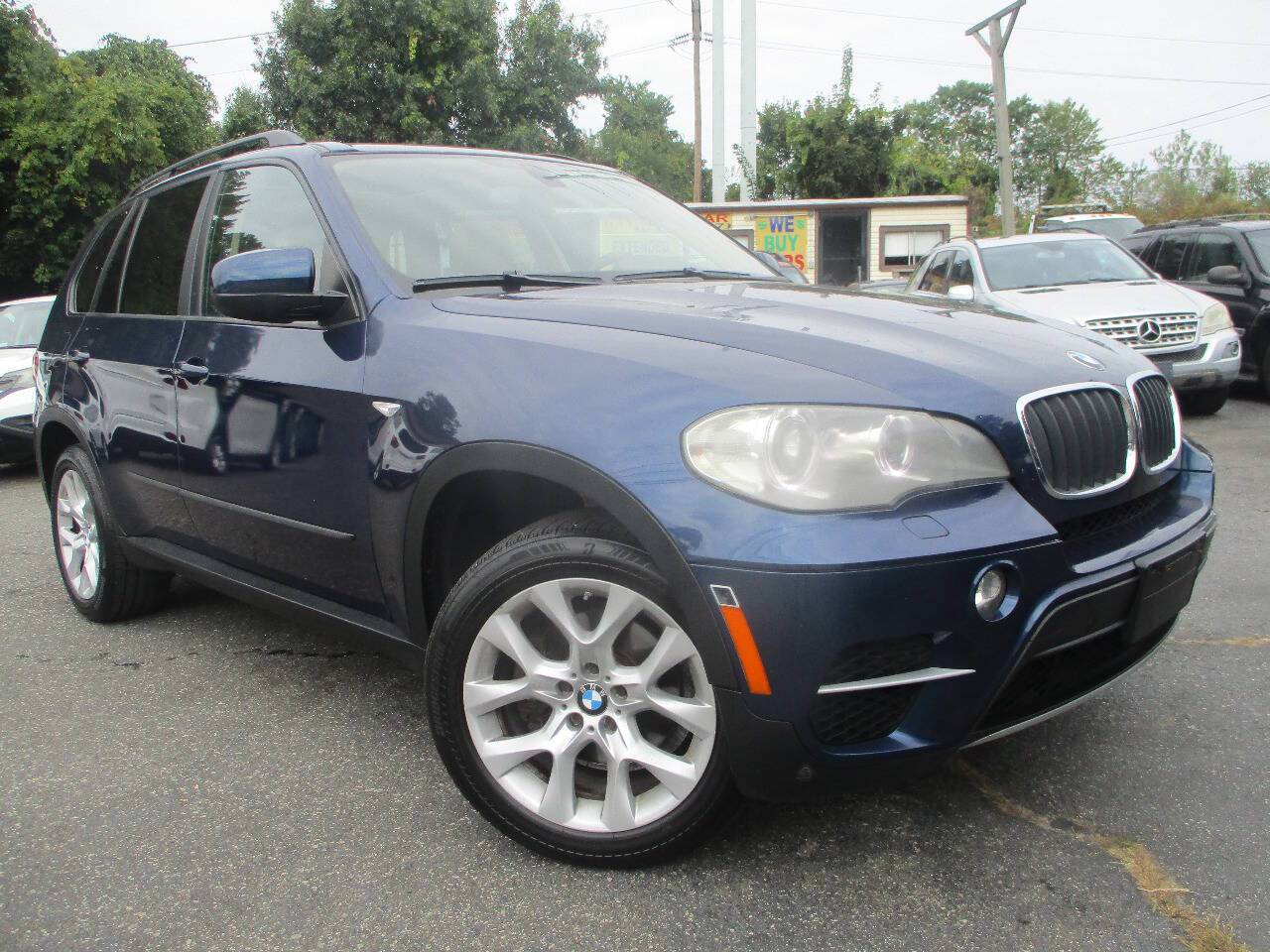 2012 BMW X5 35i — SUV — 145,593 mi — Mount Sinai, NY