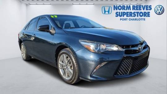 2017 Toyota Camry SE — Sedan — 84,000 mi — Port Charlotte, FL