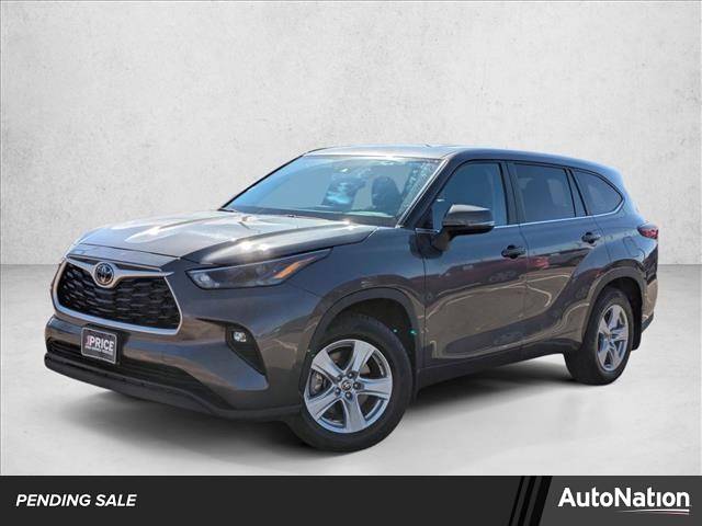 2023 Toyota Highlander LE — SUV — 33,472 mi — North Canton, OH