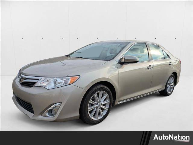 2014 Toyota Camry XLE — Sedan — 65,340 mi — North Canton, OH