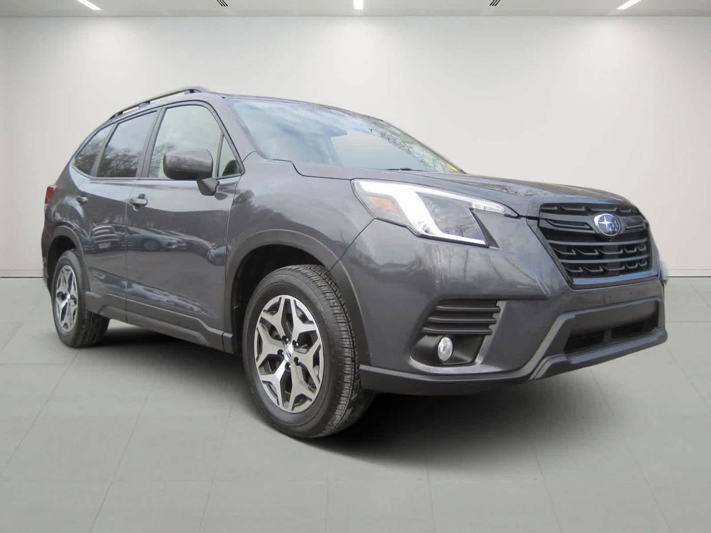 2022 Subaru Forester Premium — SUV — 9,922 mi — Belmont, MA