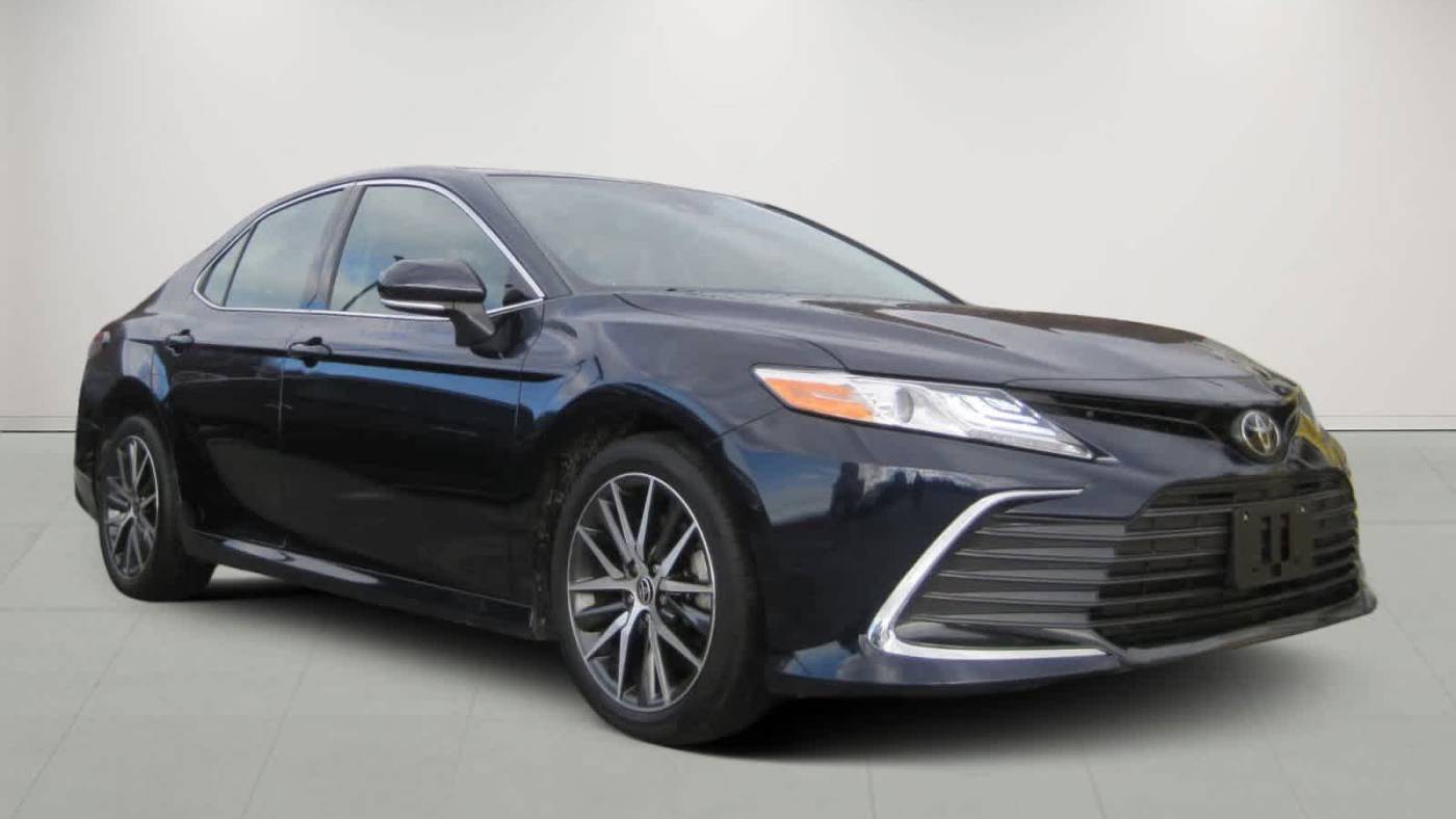 2022 Toyota Camry XLE — Sedan — 24,325 mi — Belmont, MA