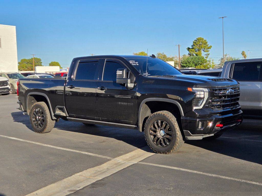 2025 Chevrolet Silverado 2500HD LTZ — Pickup Truck — 32,542 mi — Las Vegas, NV