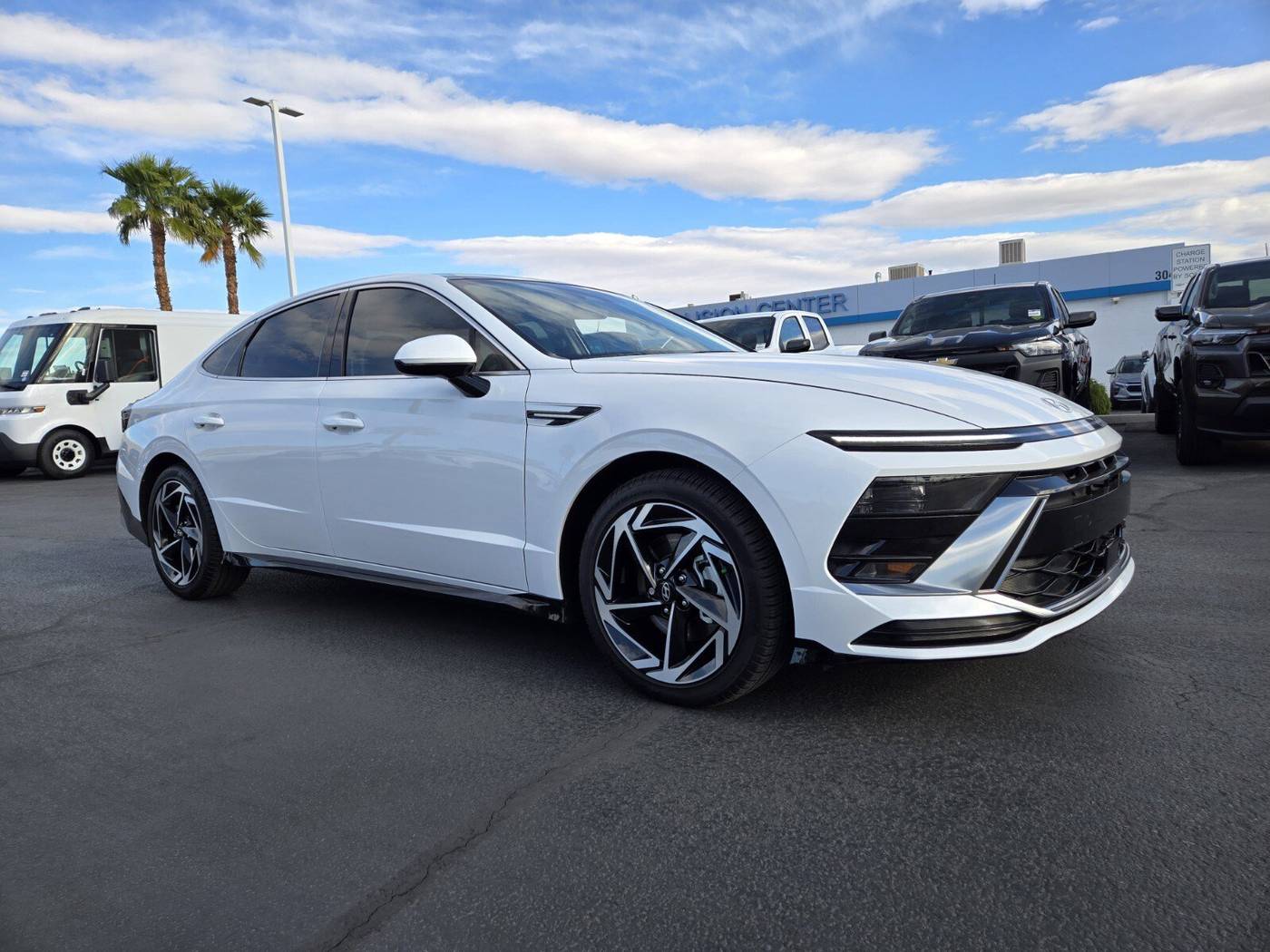 2024 Hyundai Sonata SEL — Sedan — 2,045 mi — Las Vegas, NV